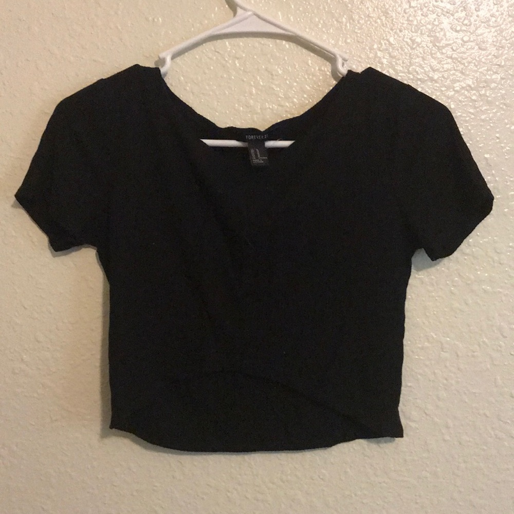 Black Crop Top - Price is Firm unless bundled